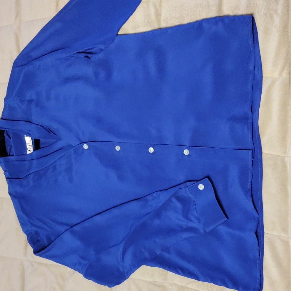 Gorgeous blue (almost purple!) silk blouse, size M.